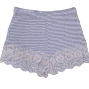 Forever 21 Seersucker High-Rise Shorts Size Small